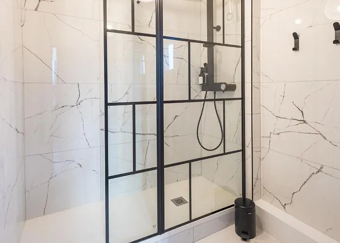 Chez Denise - Hypercentre - 4 Pers - Parking Offert * Troyes